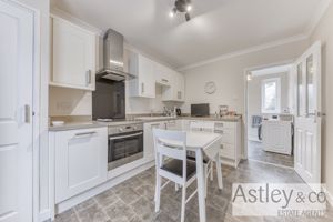 kitchen- click for photo gallery